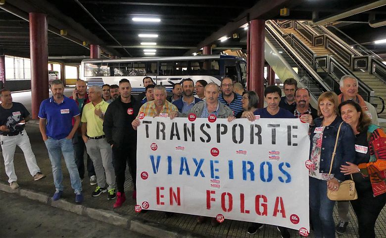 2017 06 27 FolgaAutobusesVigo01.JPG